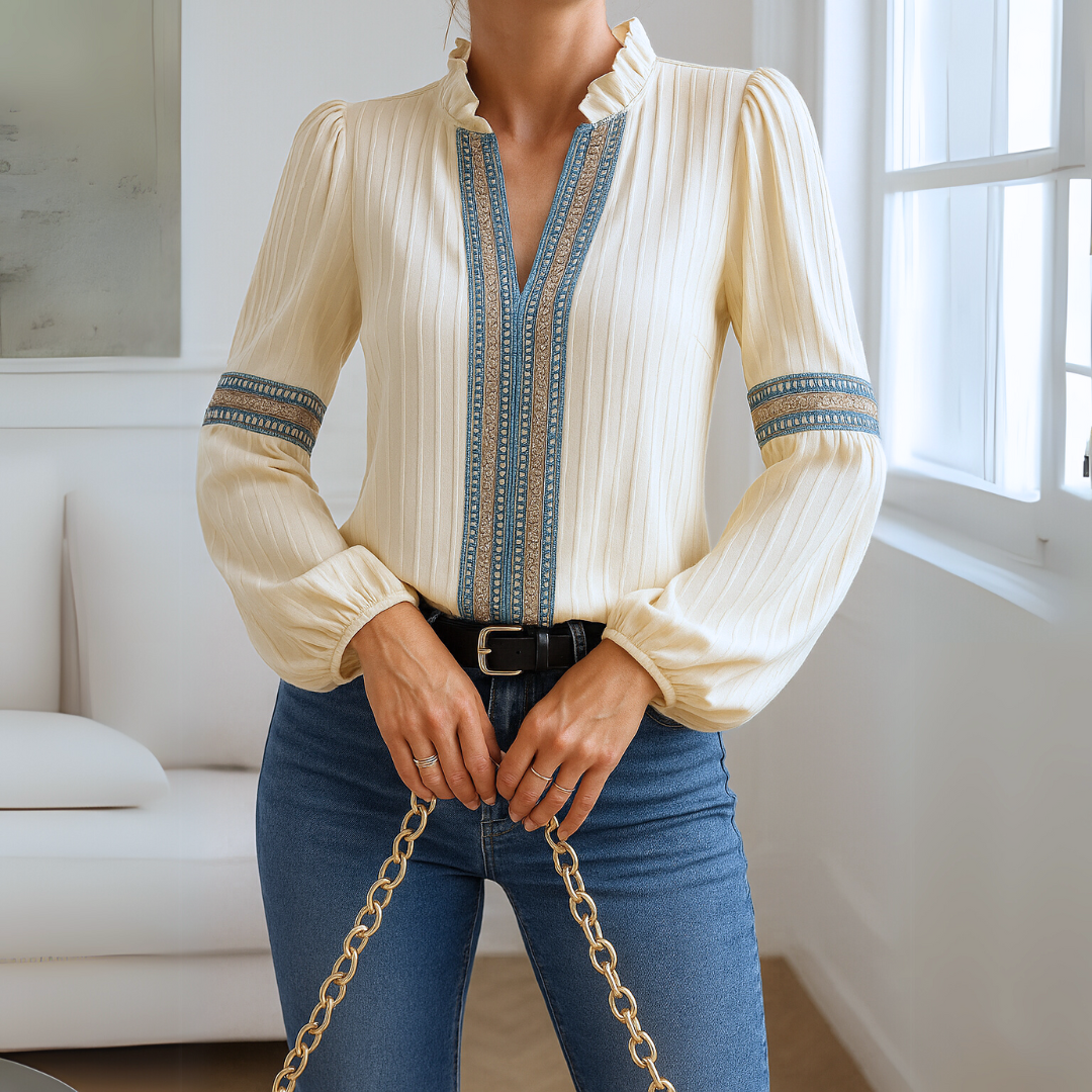 Petra™ | Blondebluse med V-hals