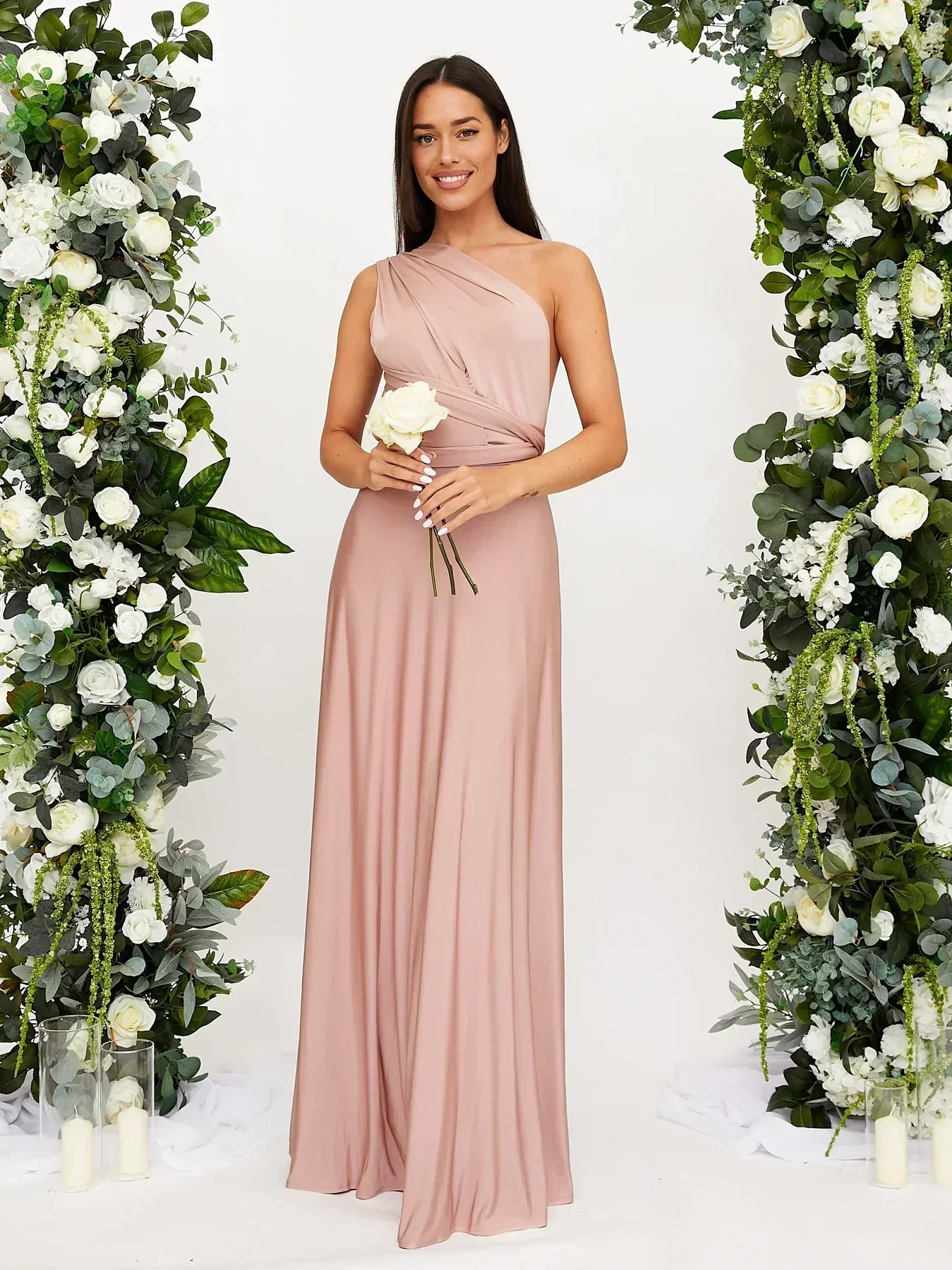 Tindra | Elegant Ærmeløs Maxi Kjole med V-Hals