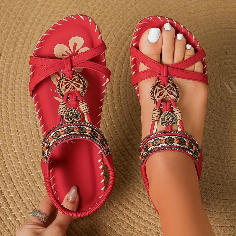 Luna | Elegante sandaler med blomster og sommerfugledetalje