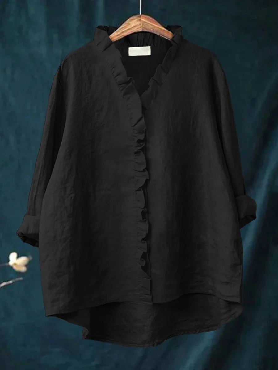 Alma™ | Blød V-Bluse med Flæsekant